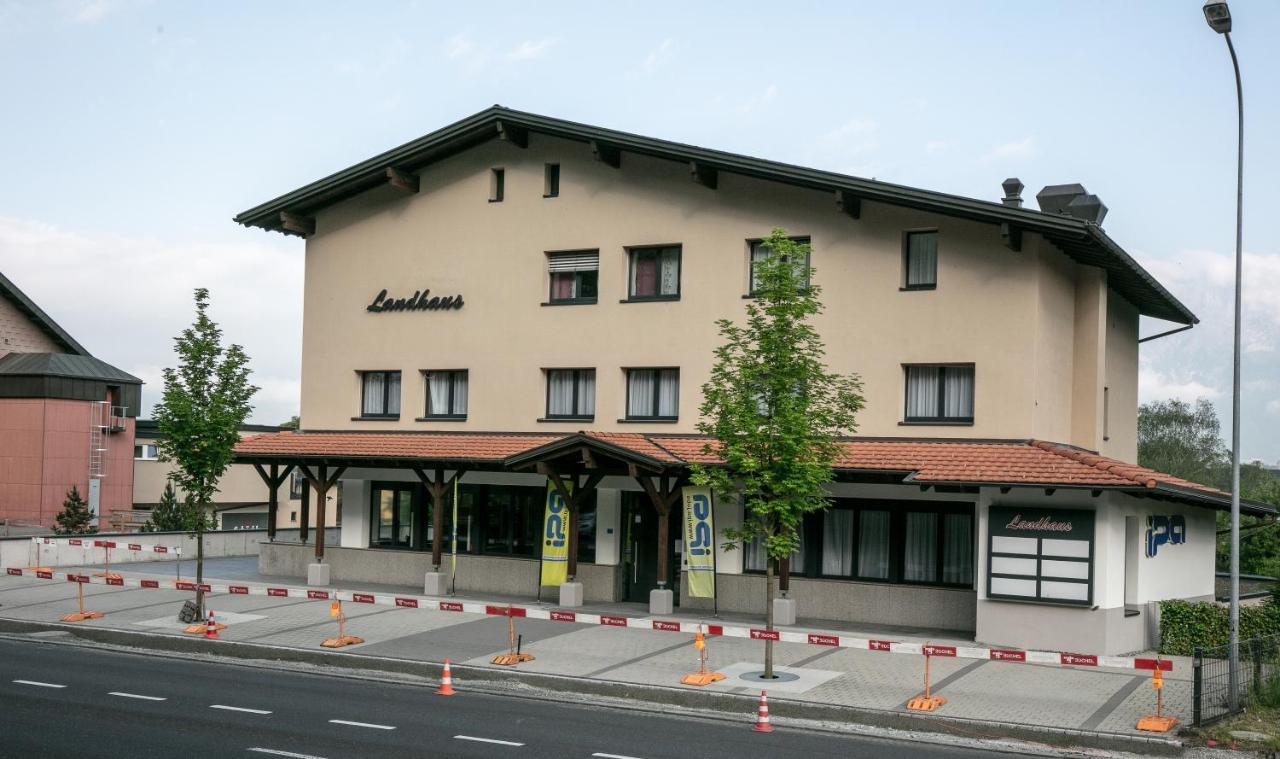 Landhaus Boutique Motel - Contactless Check-In Nendeln Екстериор снимка